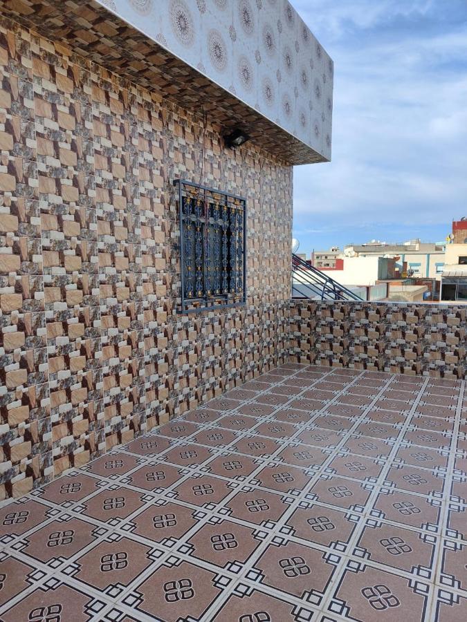 Studio Neuf Proprete Et Hygiene Irreprochable Proche Des Bus Ctm - 4 Em Etage Face Terrasse Tangier Bagian luar foto