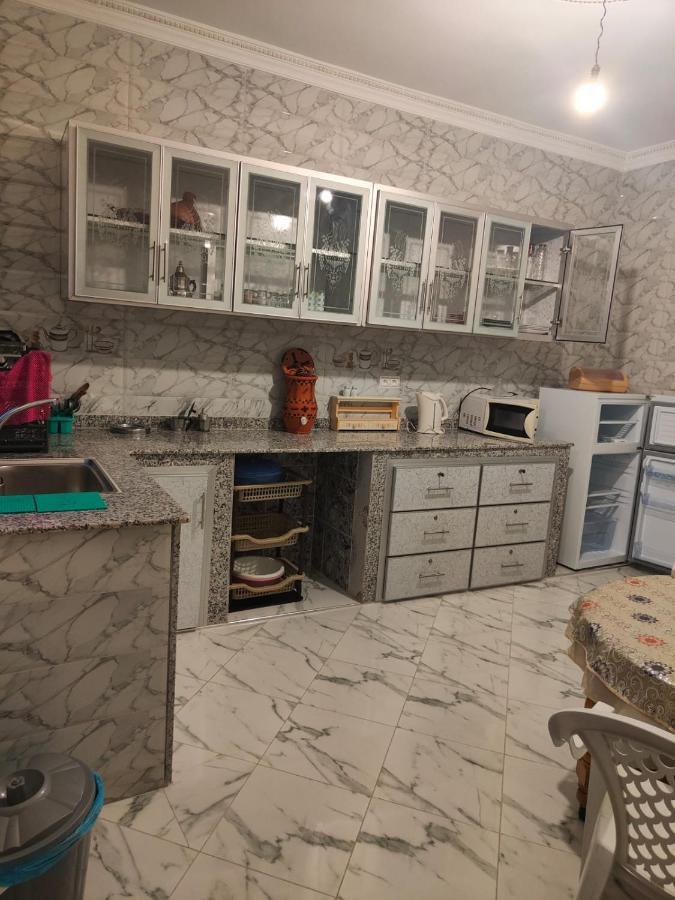 Studio Neuf Proprete Et Hygiene Irreprochable Proche Des Bus Ctm - 4 Em Etage Face Terrasse Tangier Bagian luar foto
